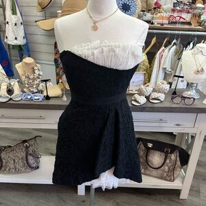 BCBGMAXAZRIA Strapless Black Lace Dress with White Pleated Trim - Size 8